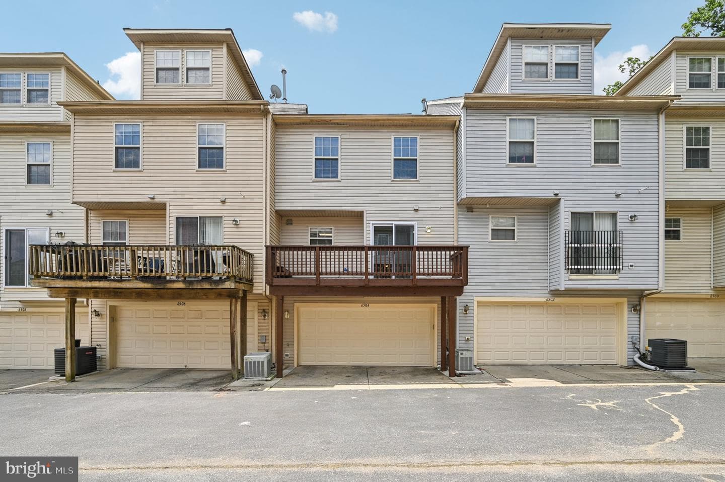 6504 Fable Court photo 5