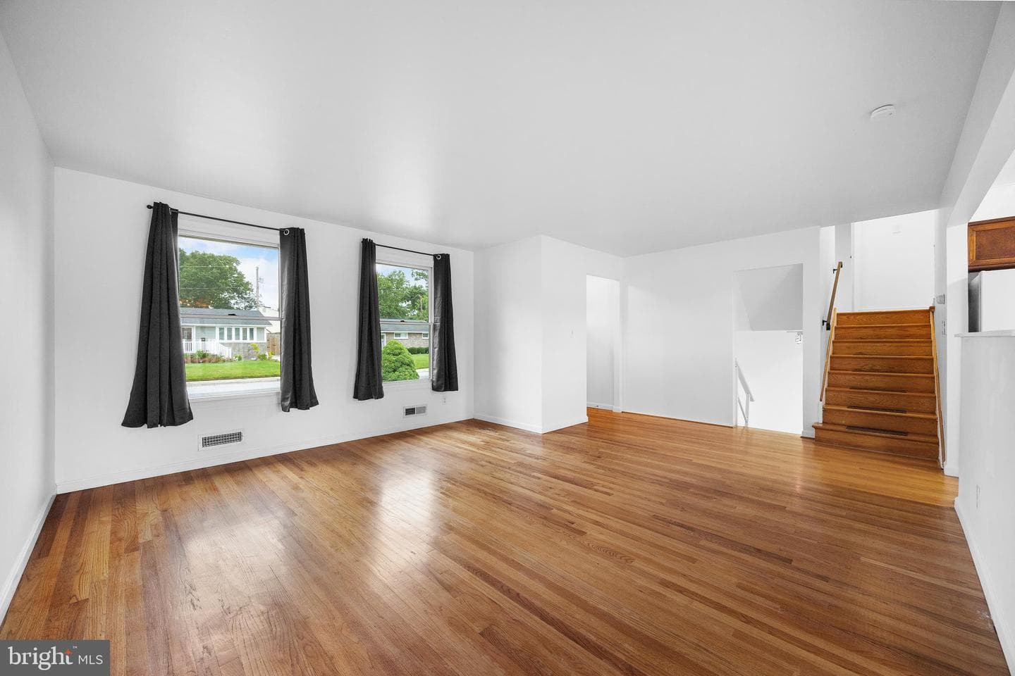 707 Delmar Avenue photo 6