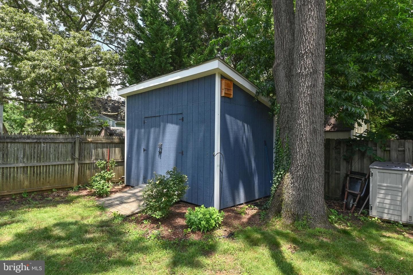 548 Poplar Drive photo 6