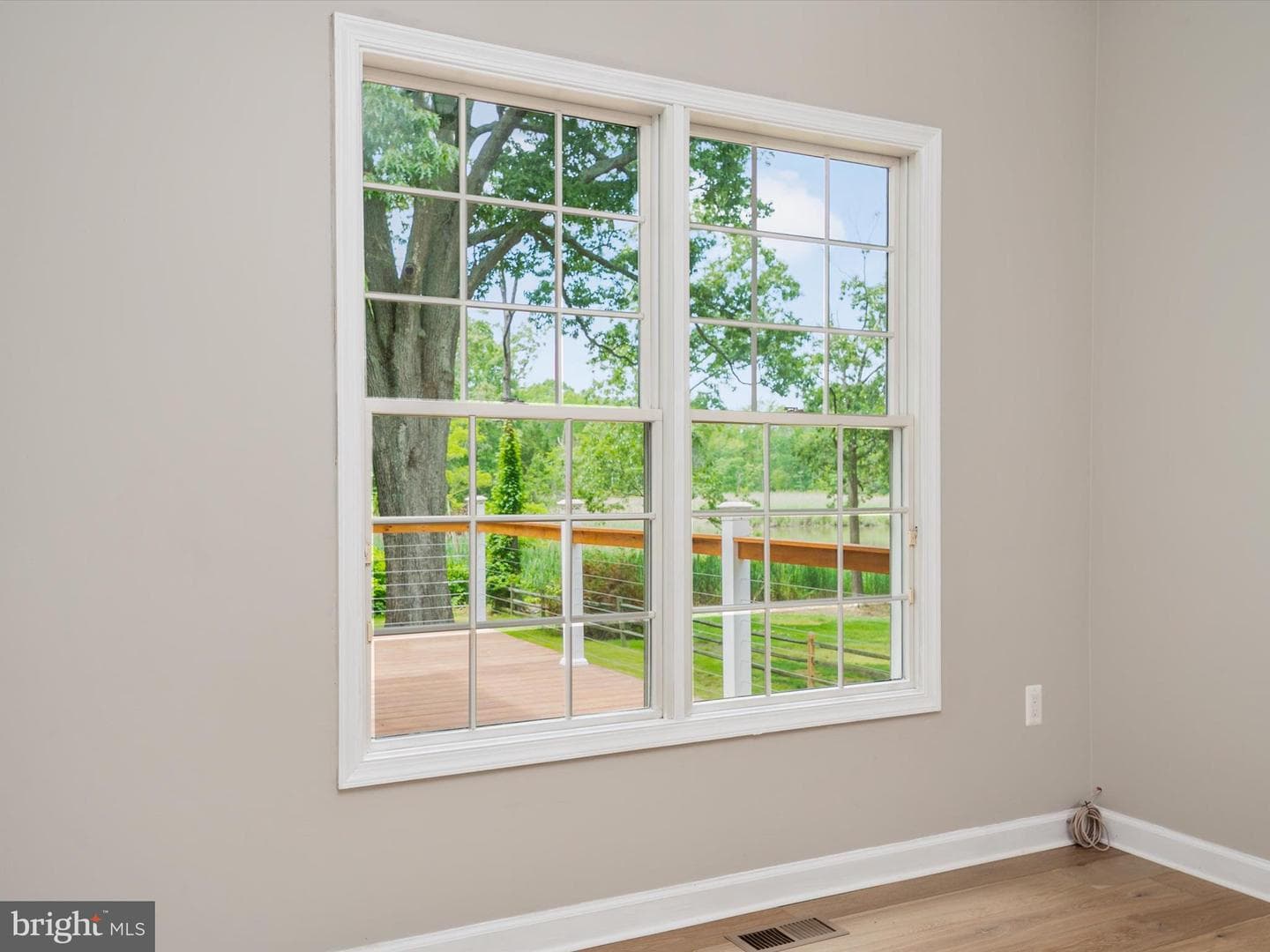 1015 S Creek View Court photo 29