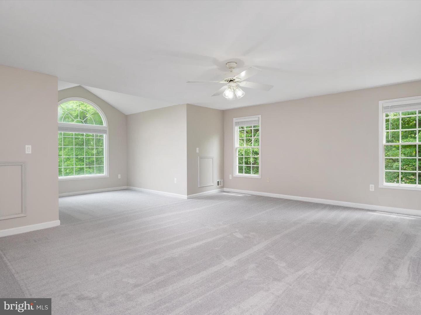 1015 S Creek View Court photo 59