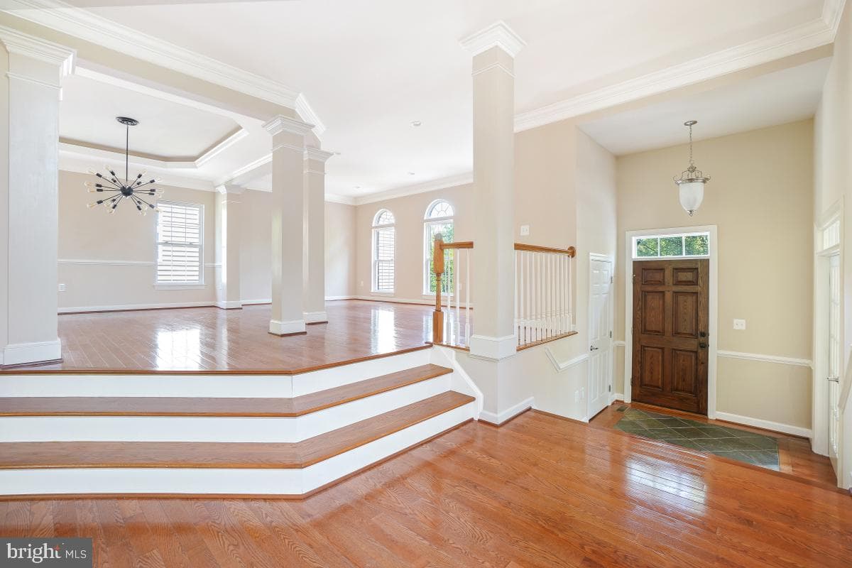 219 Bowen Court photo 11