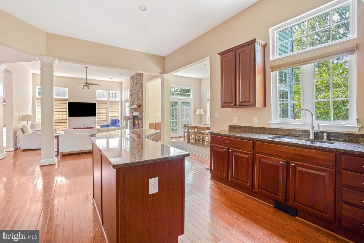 219 Bowen Court photo 13