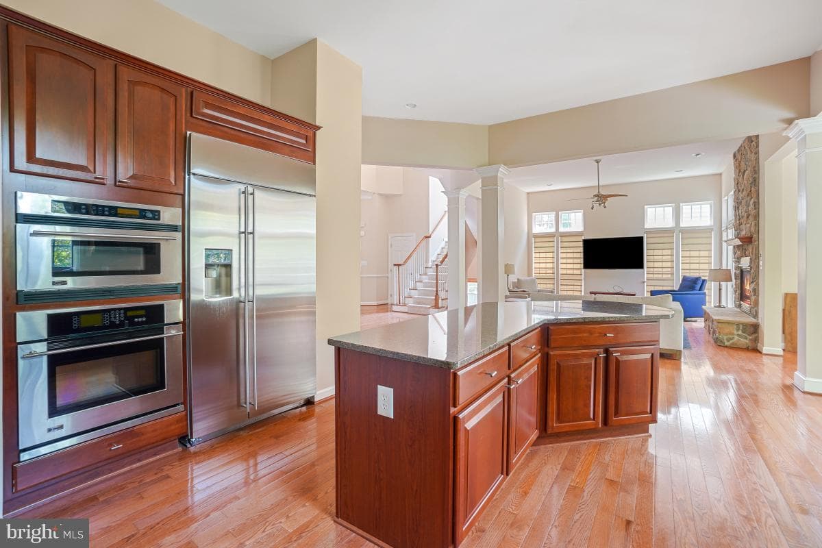 219 Bowen Court photo 15