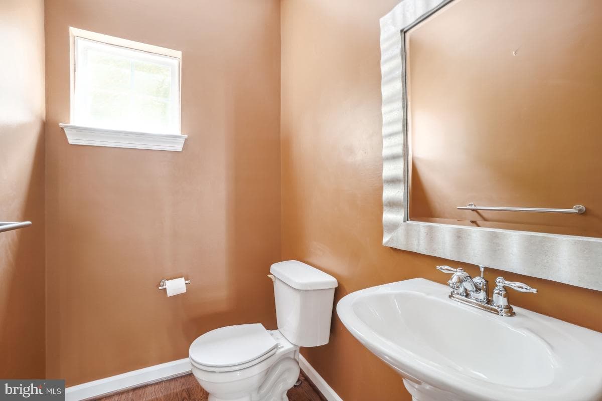 219 Bowen Court photo 31