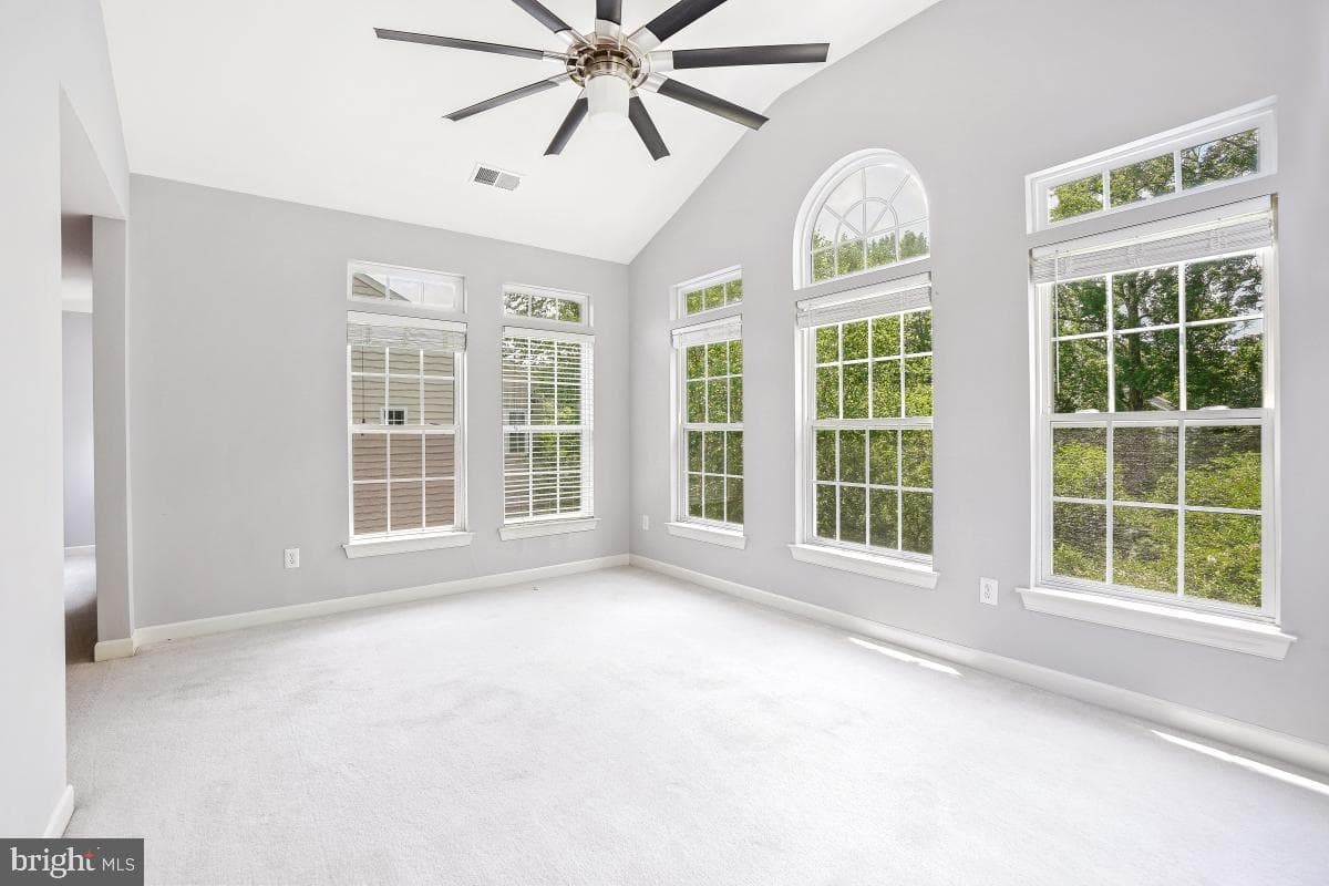 219 Bowen Court photo 37