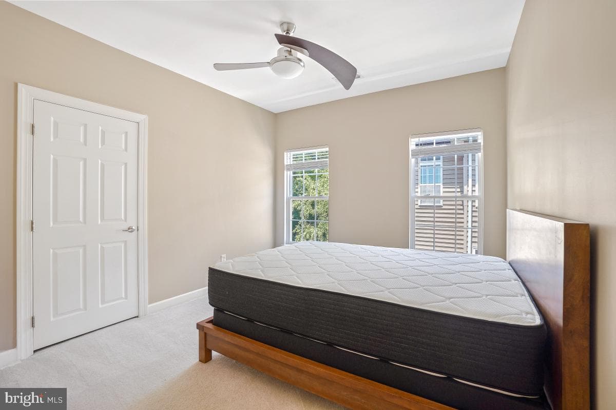 219 Bowen Court photo 44