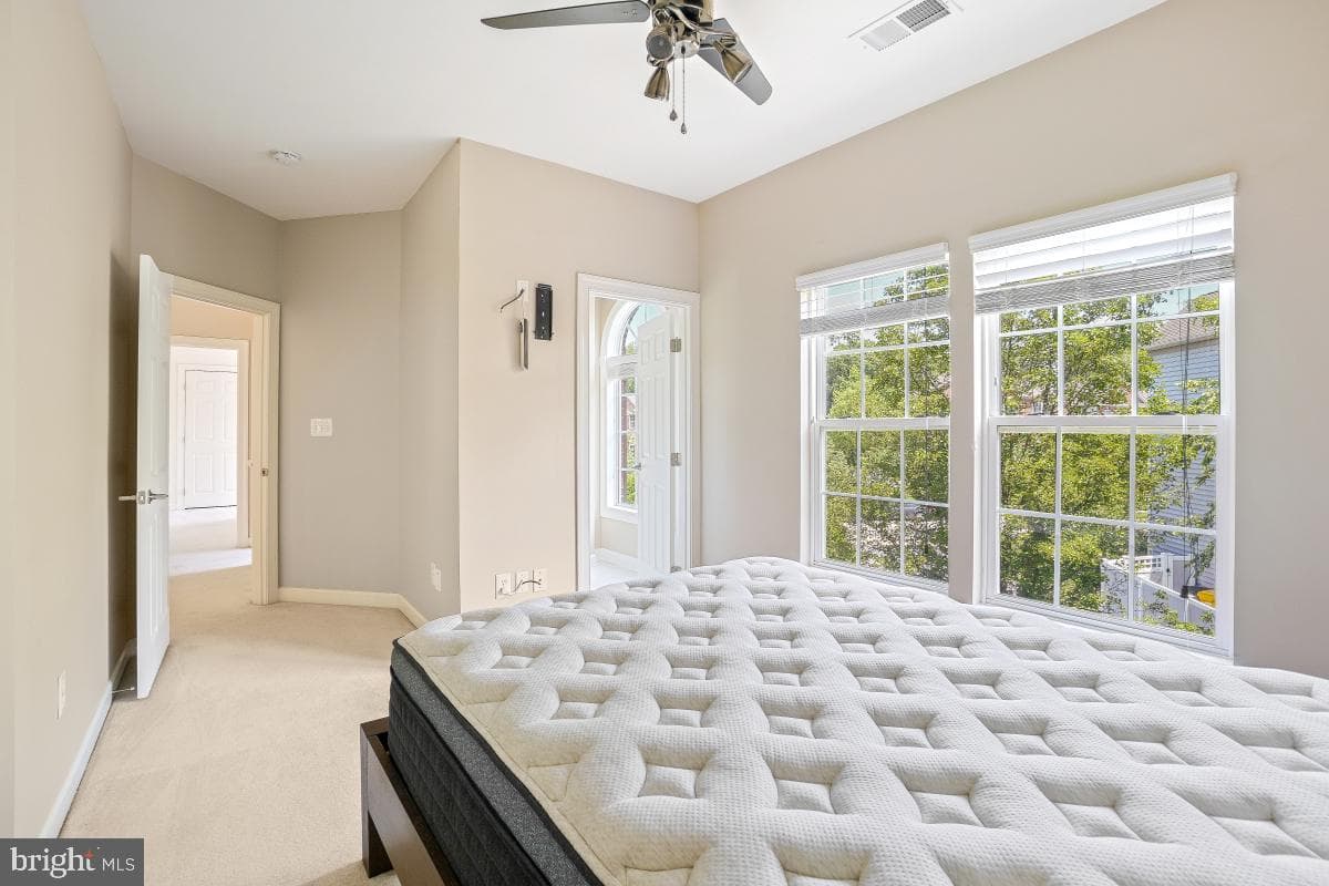 219 Bowen Court photo 48