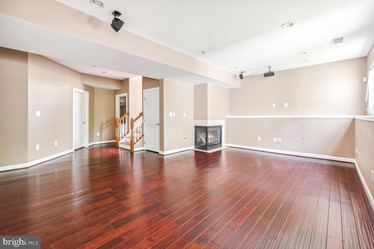 219 Bowen Court photo 56