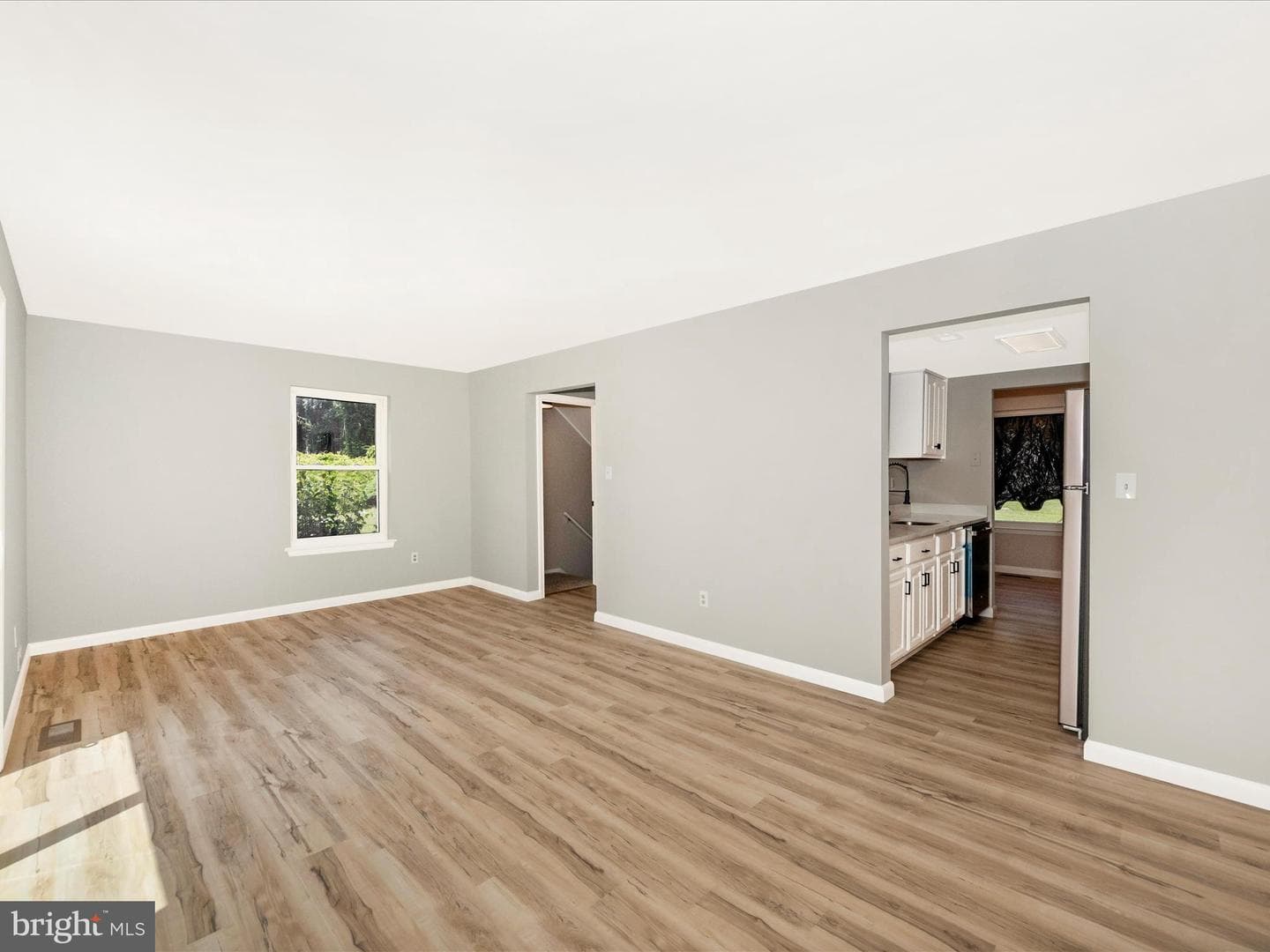 1851 Dove Court photo 11