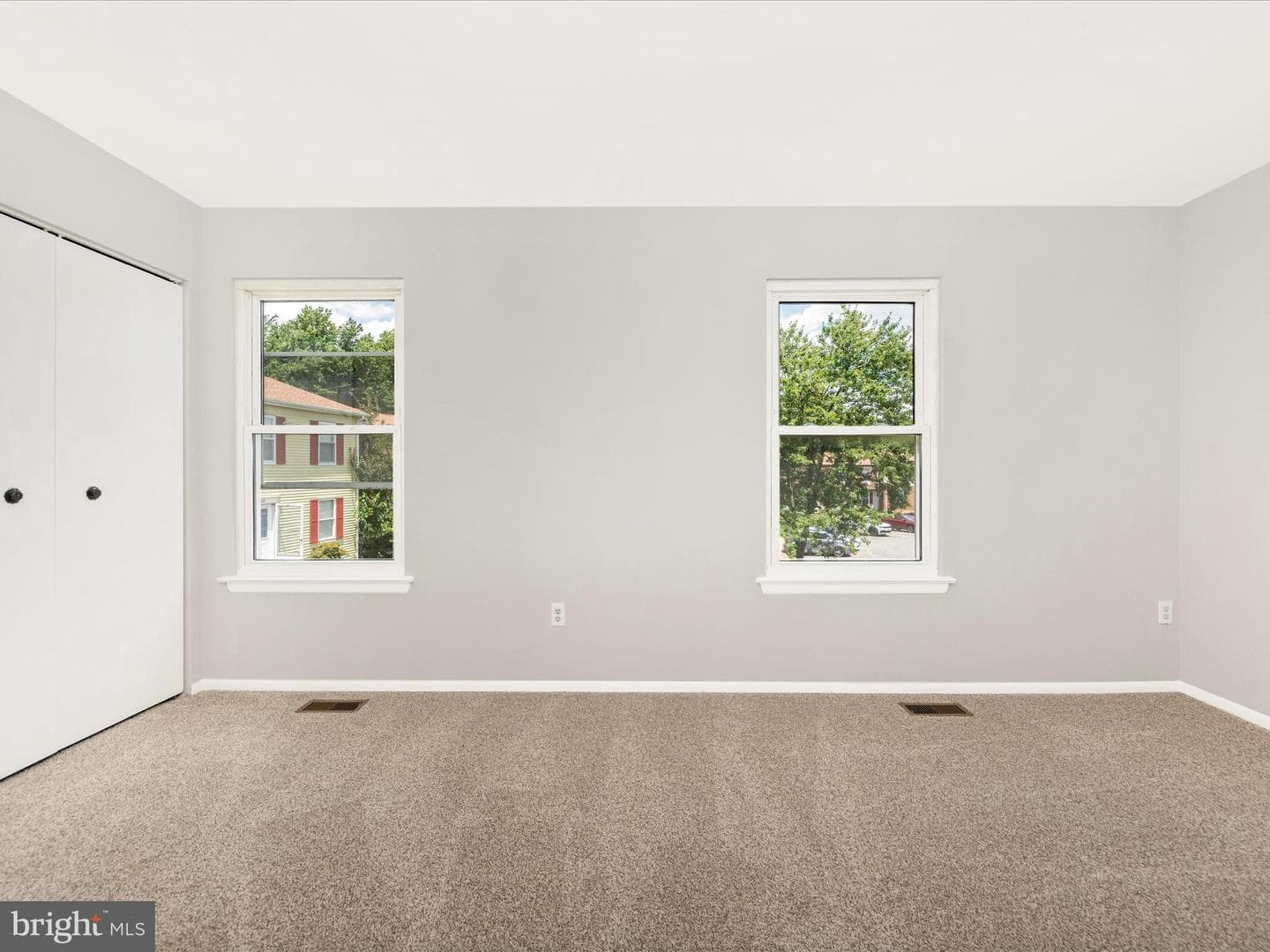 1851 Dove Court photo 15