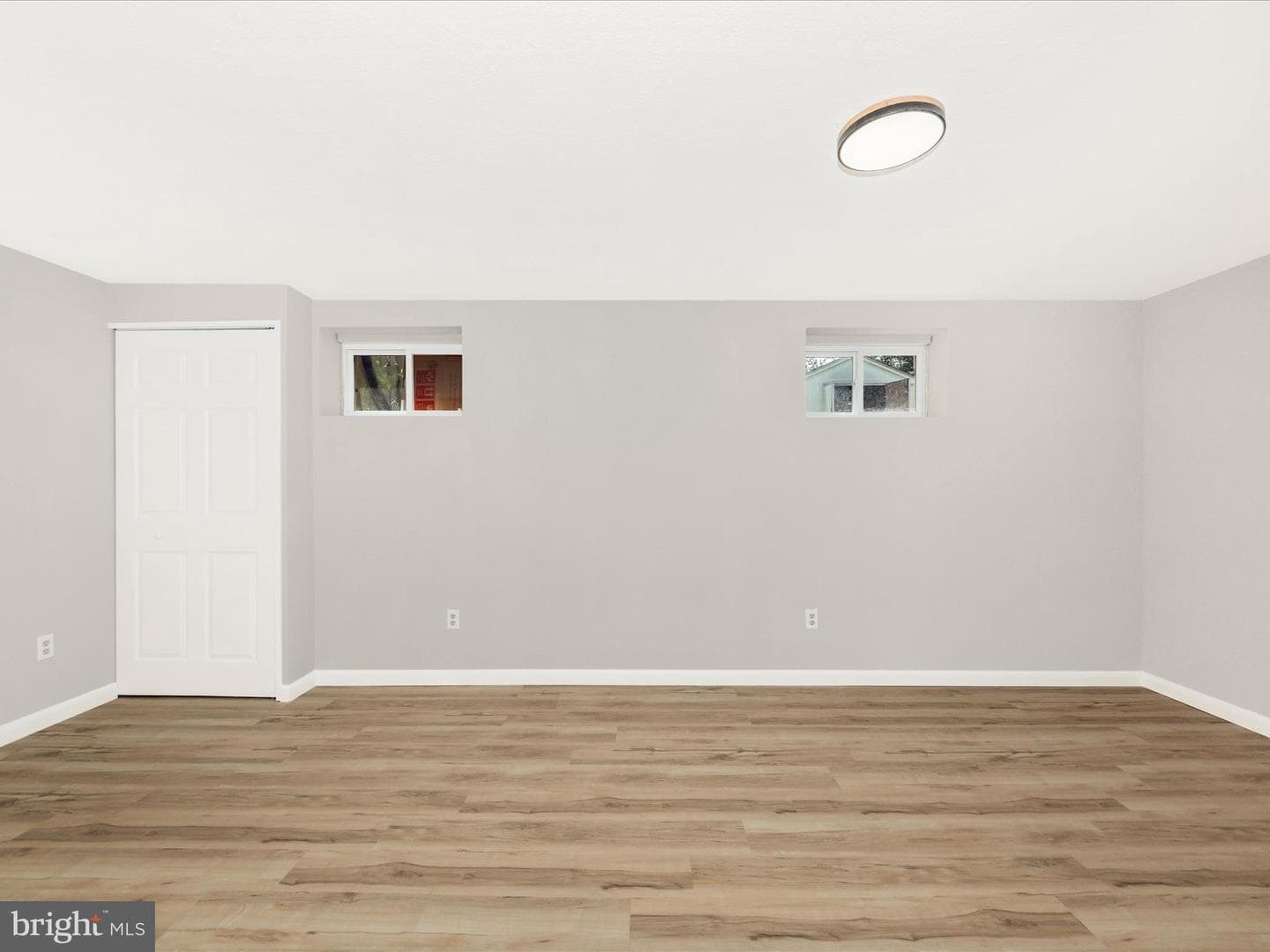 1851 Dove Court photo 32