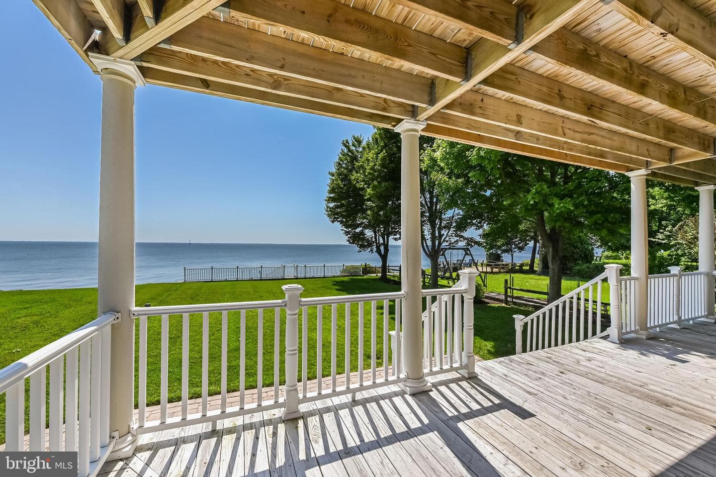 8227 Bayside Drive photo 15