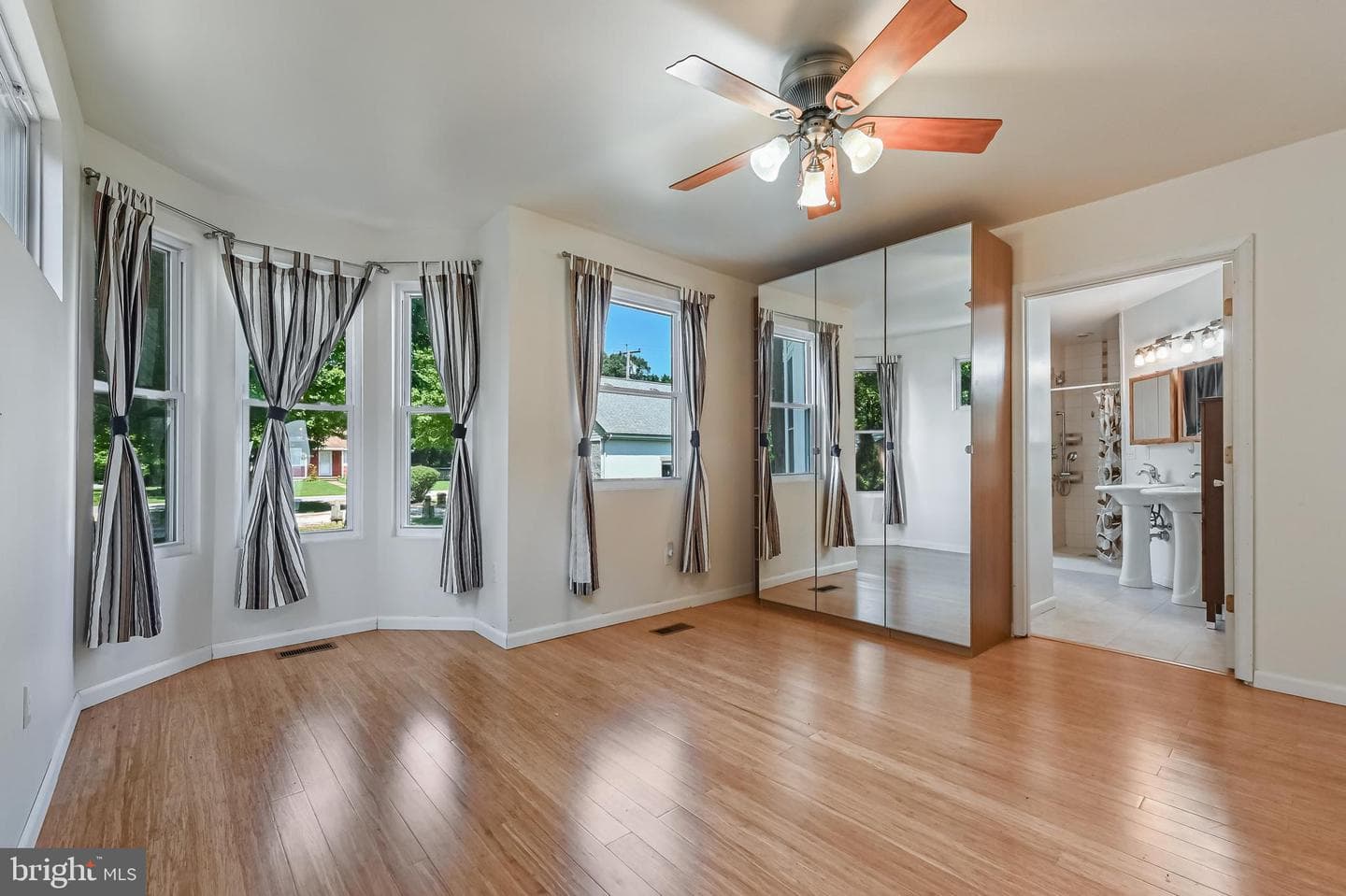 8227 Bayside Drive photo 30