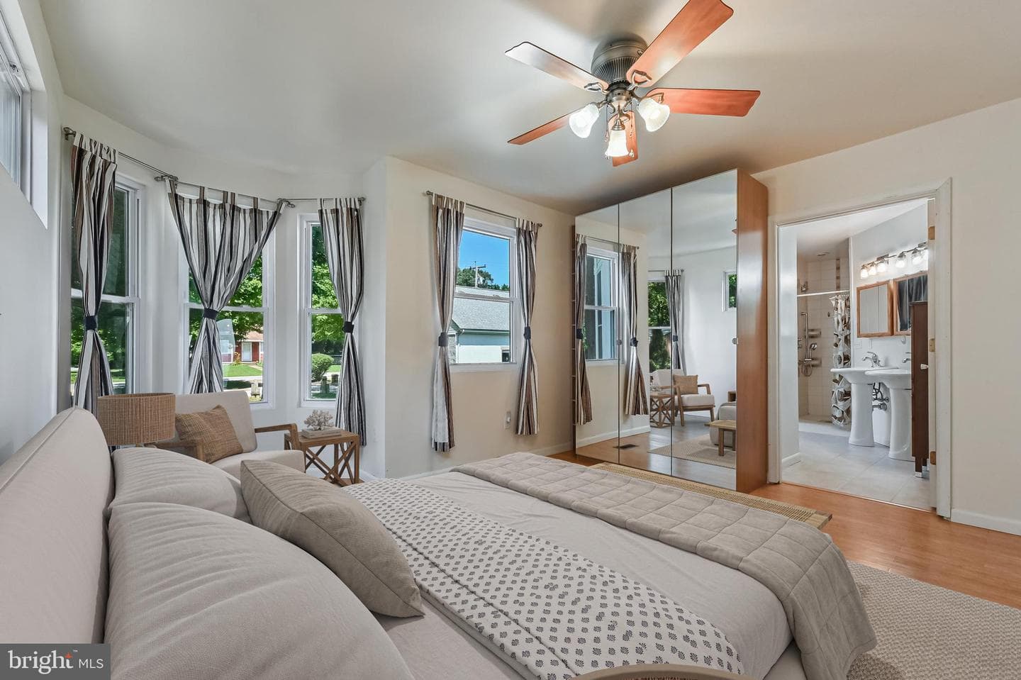 8227 Bayside Drive photo 31