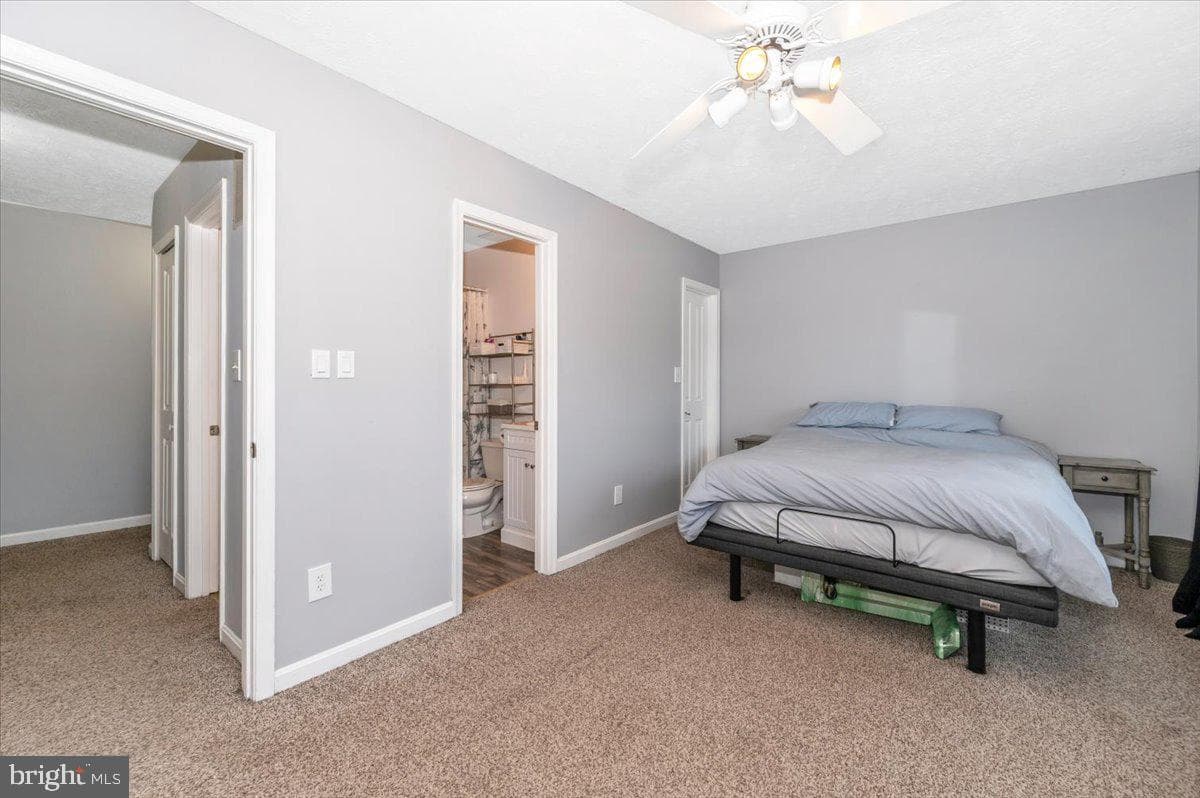 519 Realm Court E photo 17