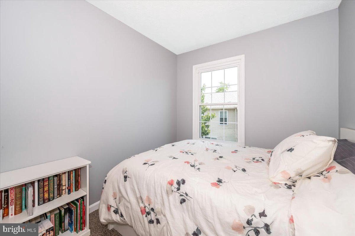 519 Realm Court E photo 24