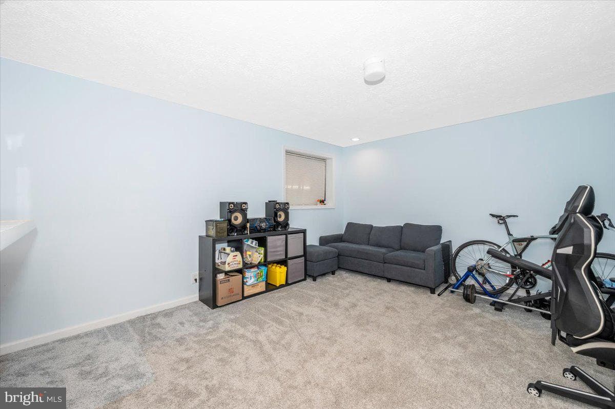 519 Realm Court E photo 29