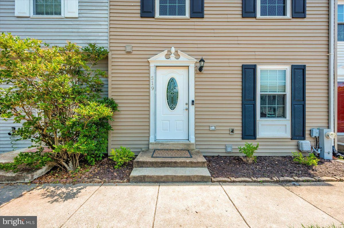 519 Realm Court E photo 41