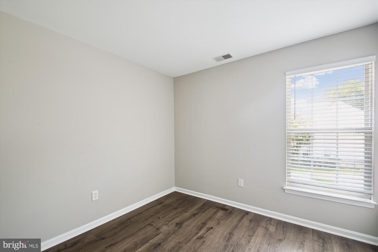 1528 Mckinan Court photo 33