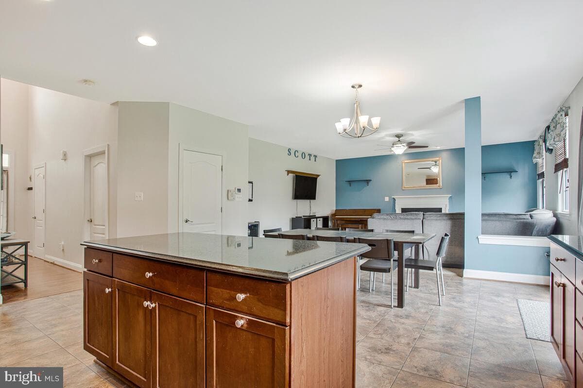 339 Light Street Avenue photo 13