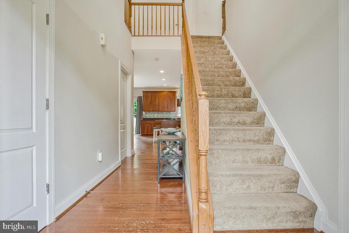 339 Light Street Avenue photo 5