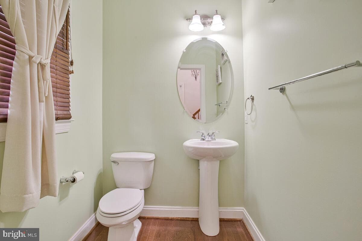 339 Light Street Avenue photo 7