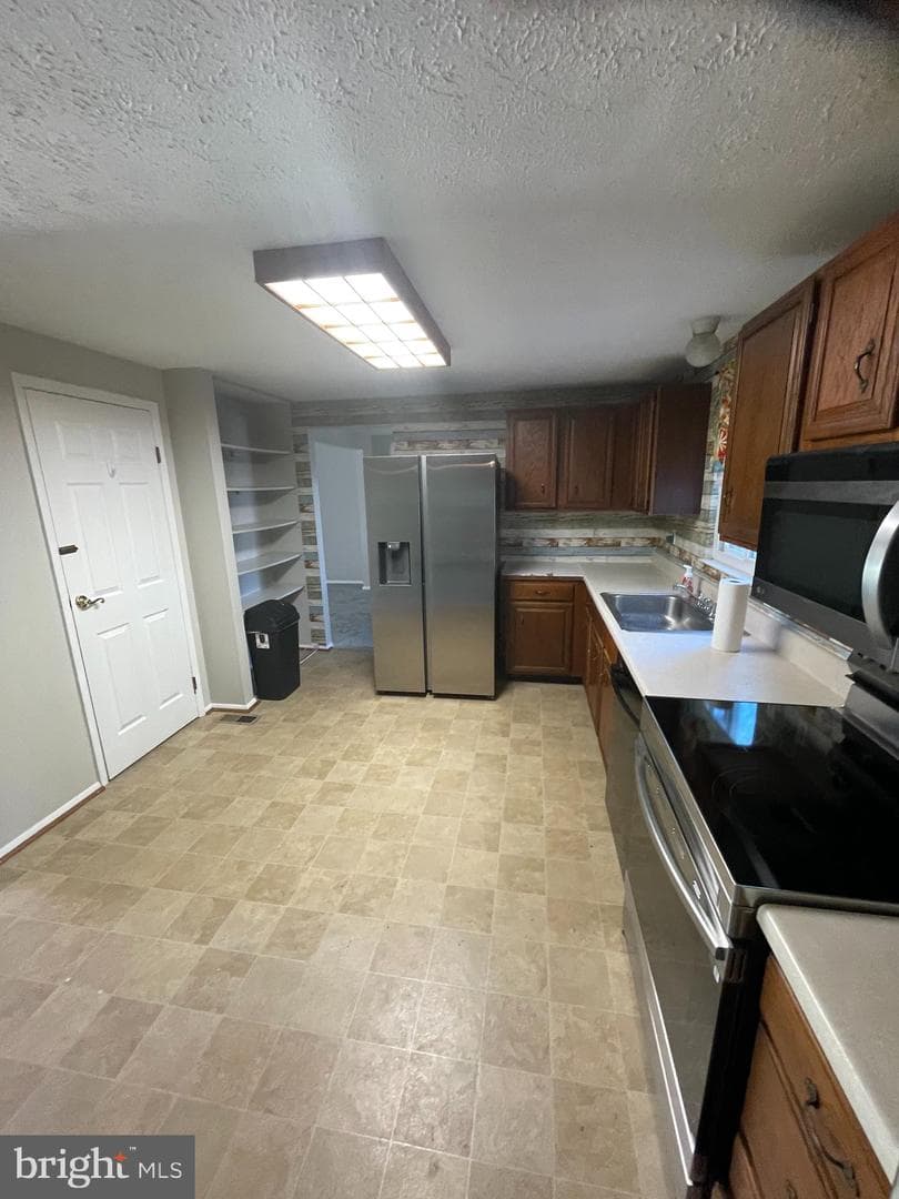 376 Jamie Court photo 10