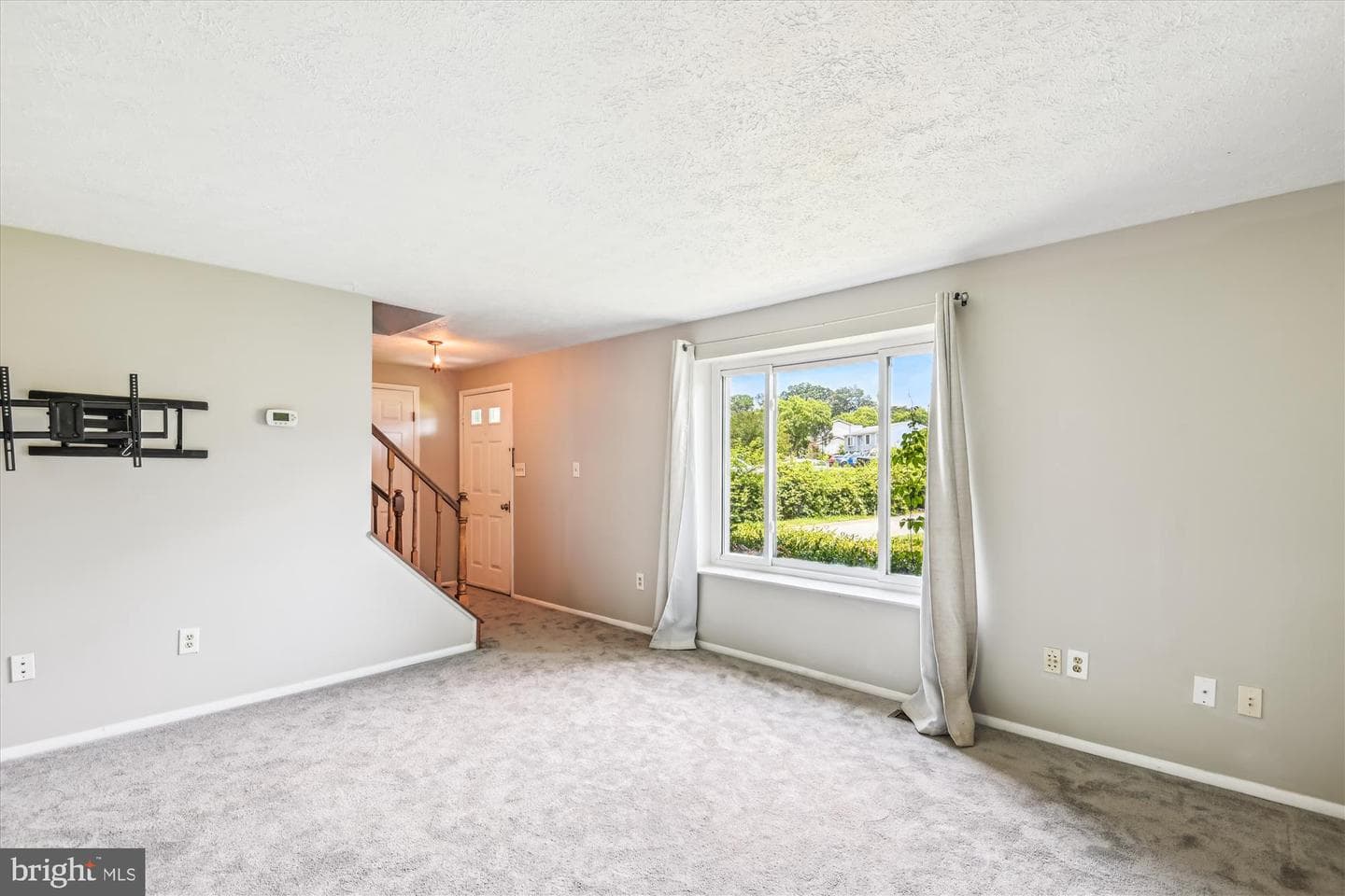 376 Jamie Court photo 5