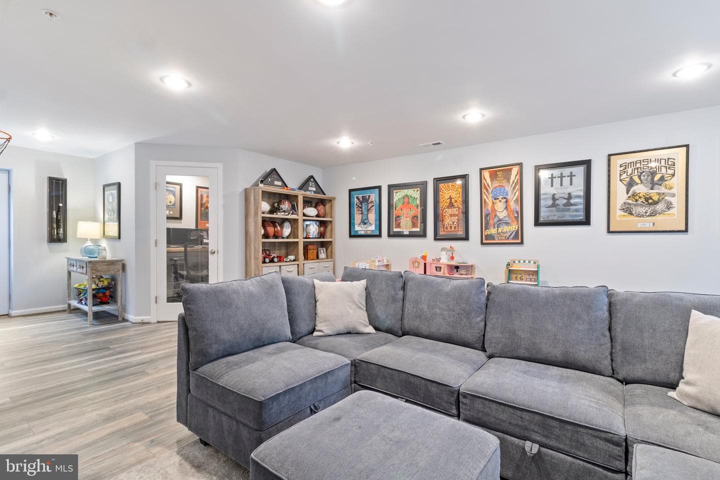 603 Manor Road photo 25