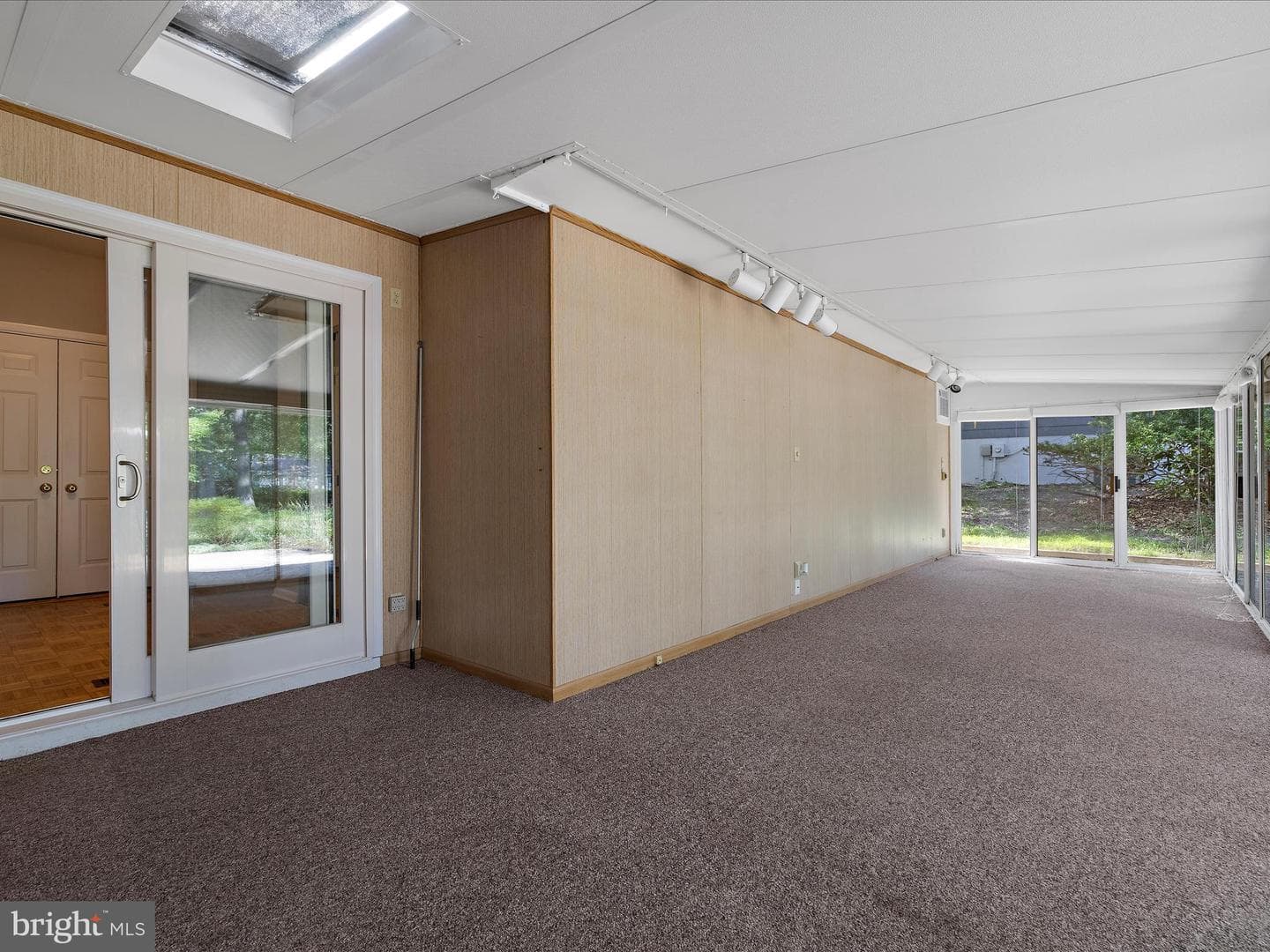 220 Falcon Drive photo 41