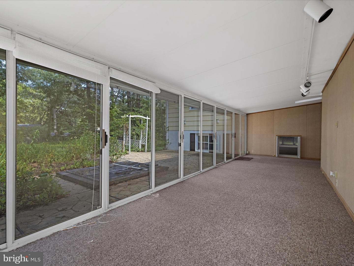 220 Falcon Drive photo 43