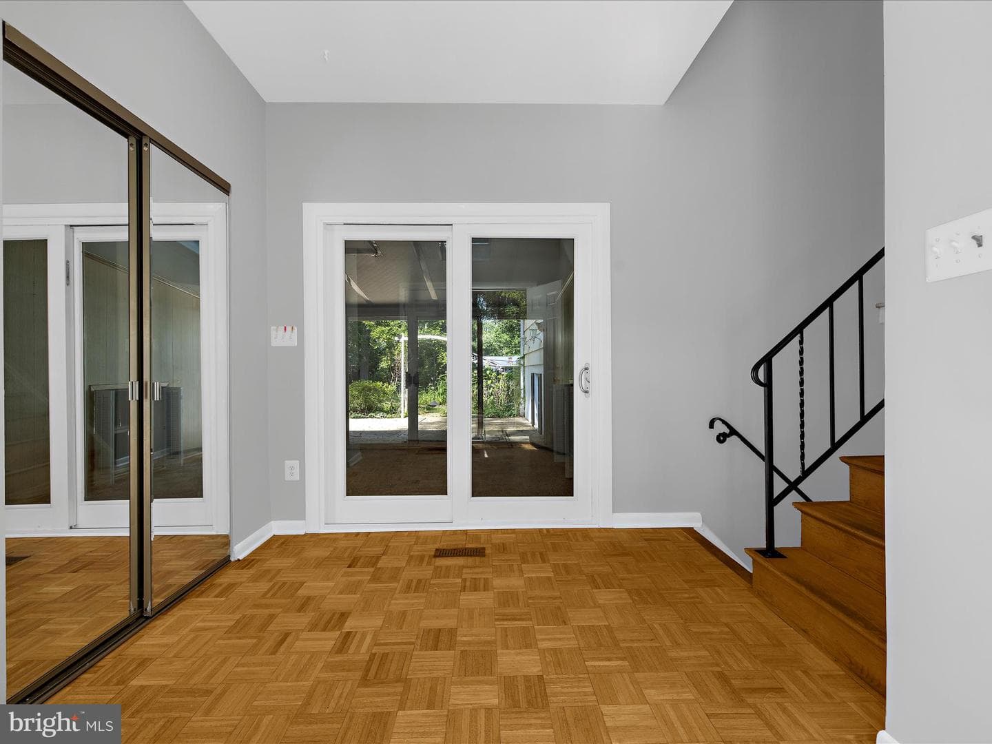 220 Falcon Drive photo 7