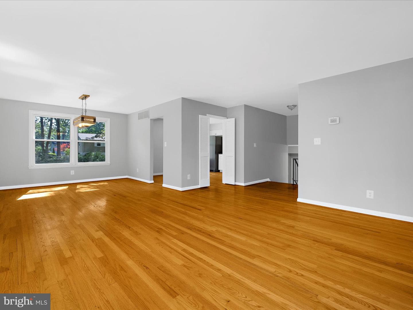 220 Falcon Drive photo 9
