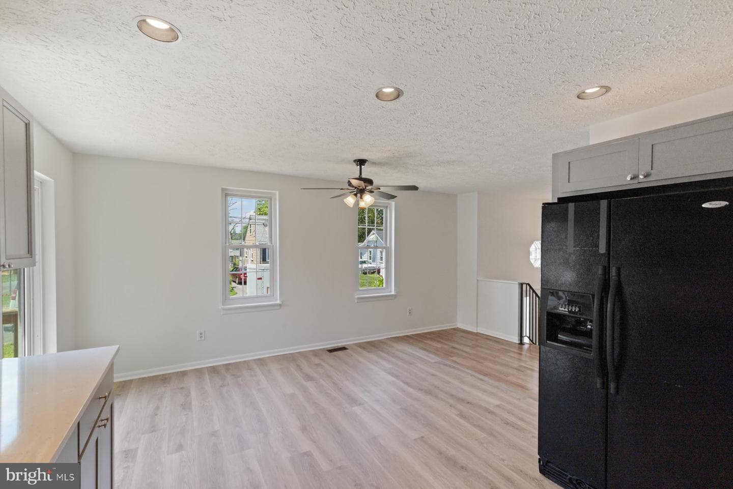 217 Kenwood Road photo 10
