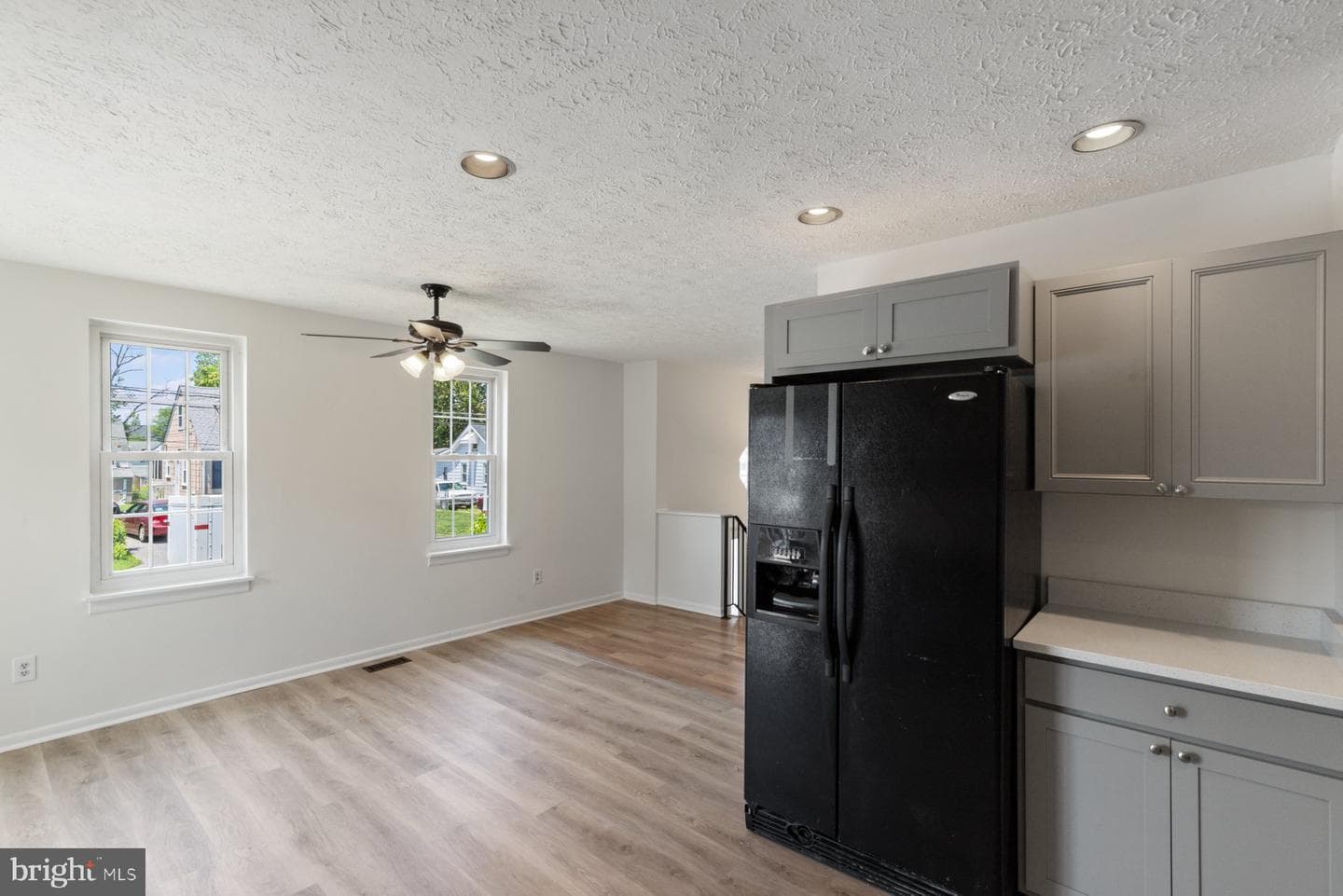 217 Kenwood Road photo 11