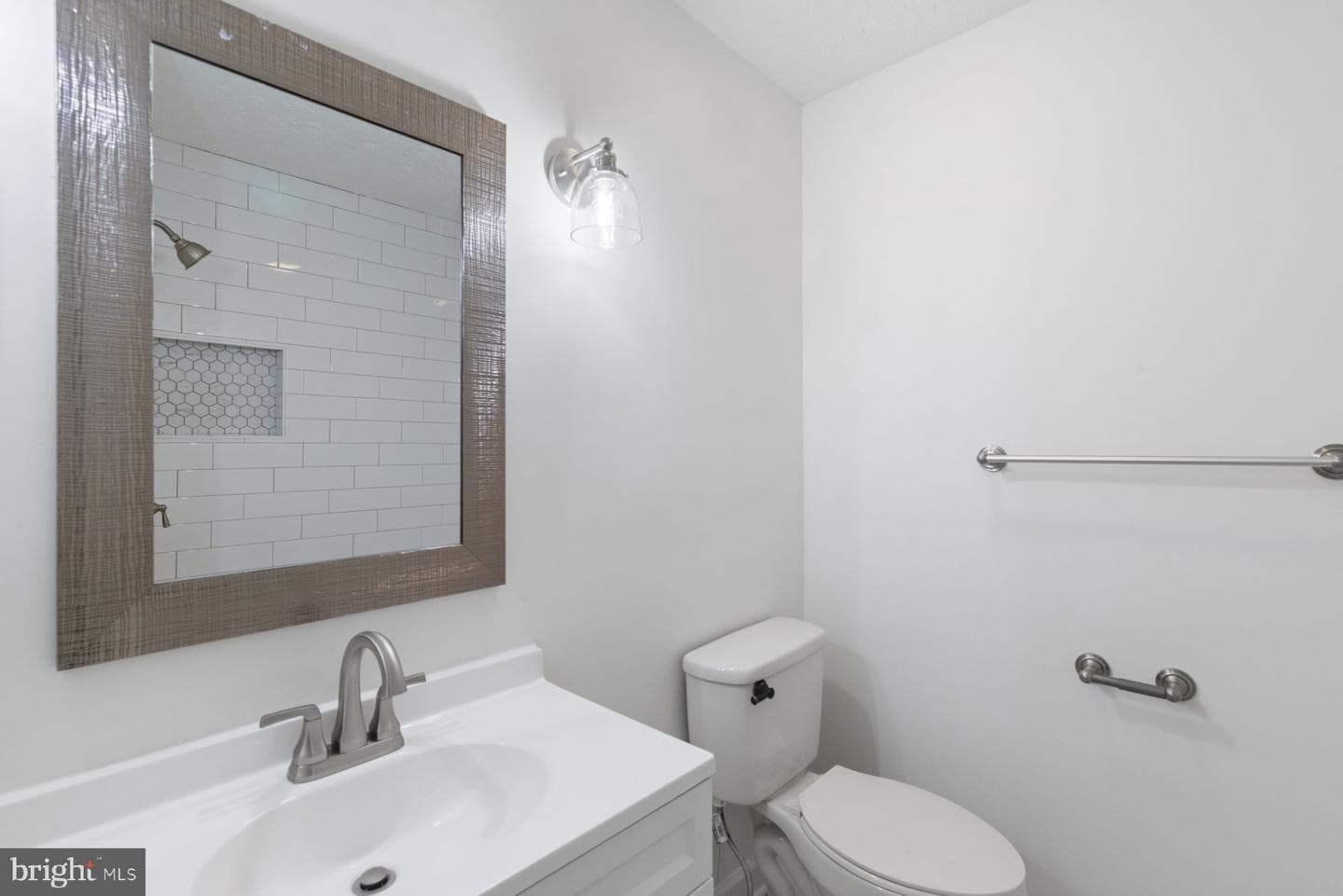 217 Kenwood Road photo 12