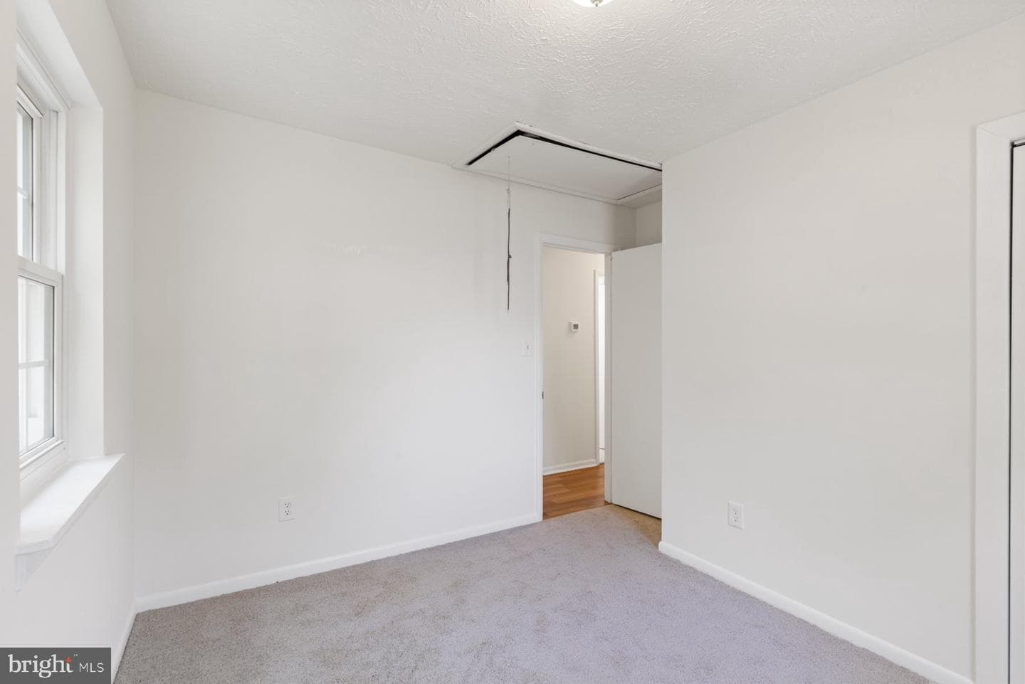 217 Kenwood Road photo 17