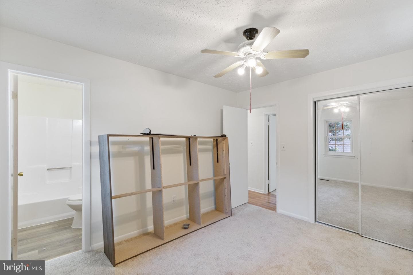 217 Kenwood Road photo 20