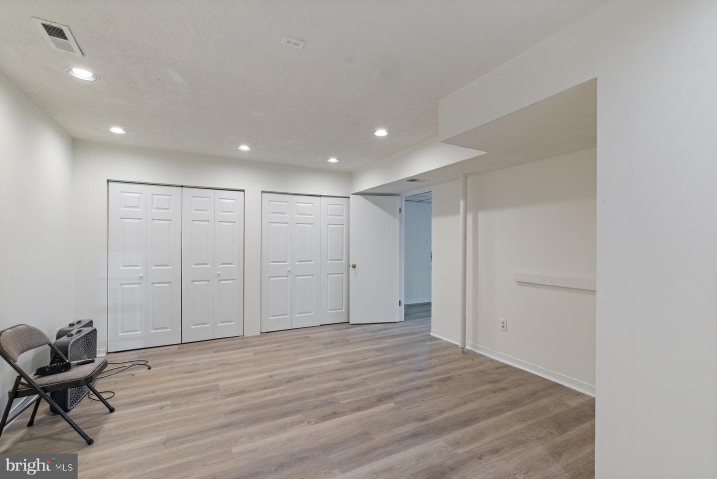 217 Kenwood Road photo 26