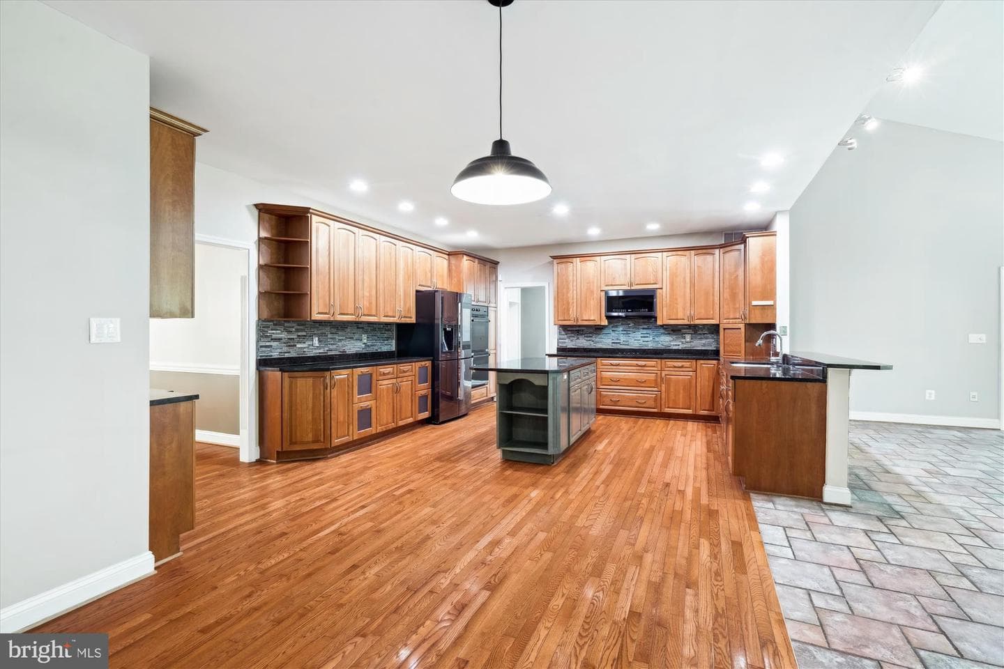 922 Malvern Hill Drive photo 9