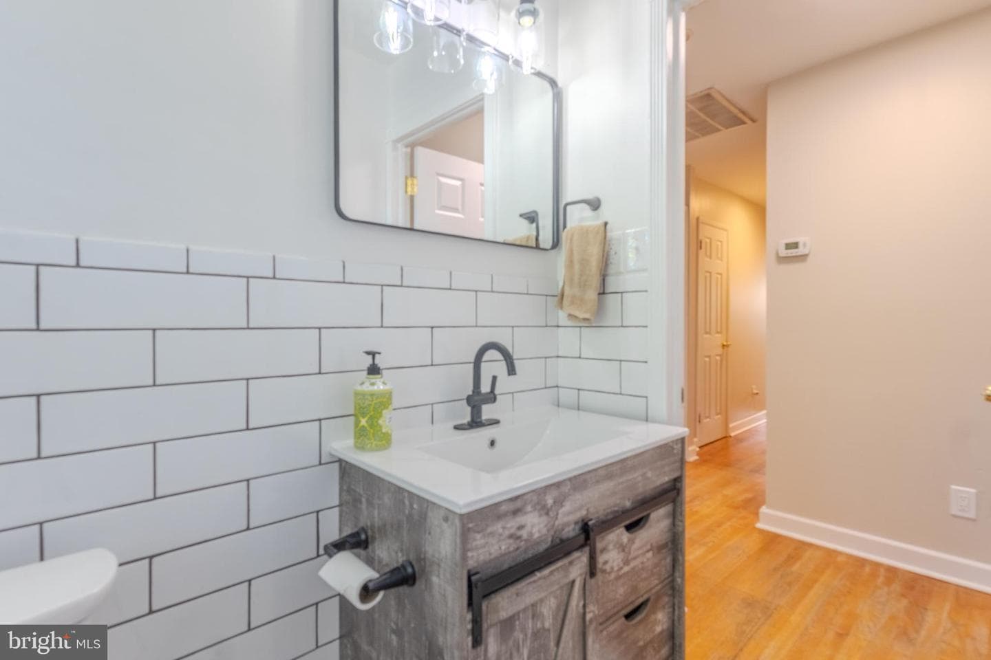 504 Elizabeth Road photo 42