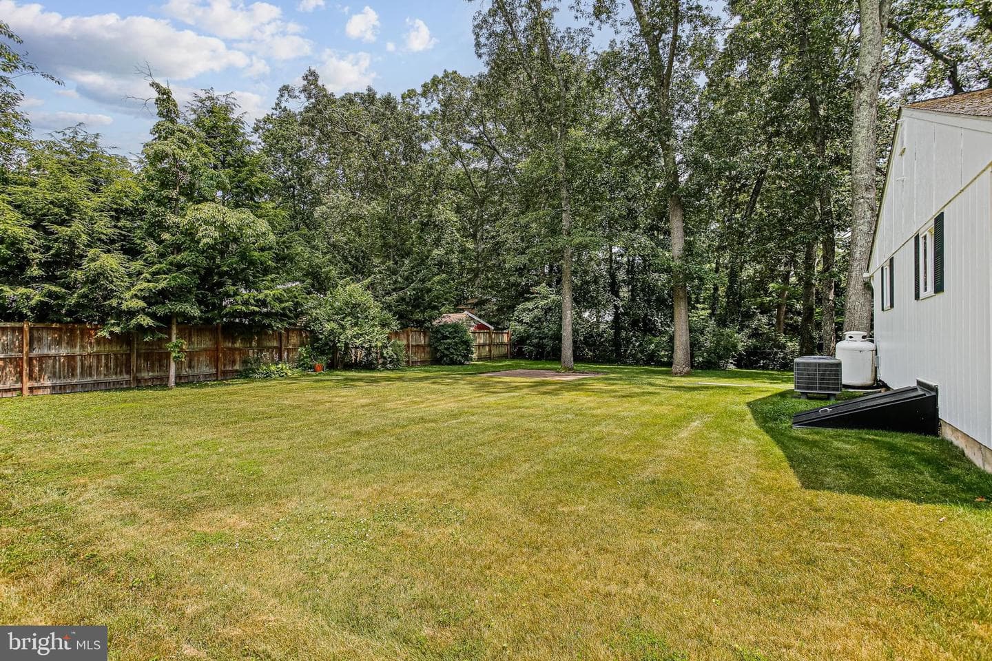 405 Ben Oaks Drive W photo 24
