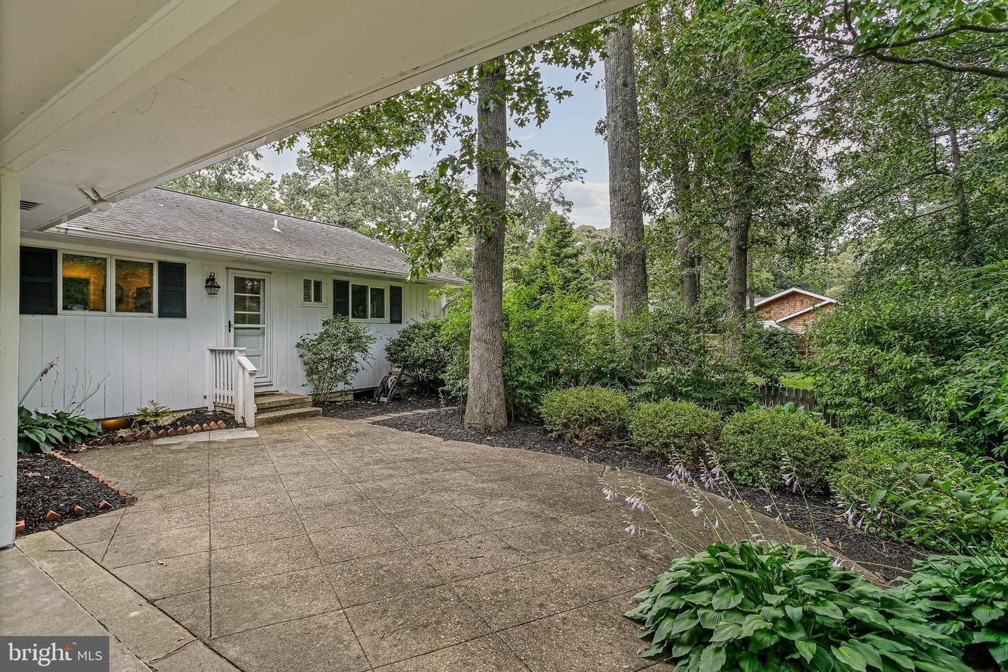 405 Ben Oaks Drive W photo 25