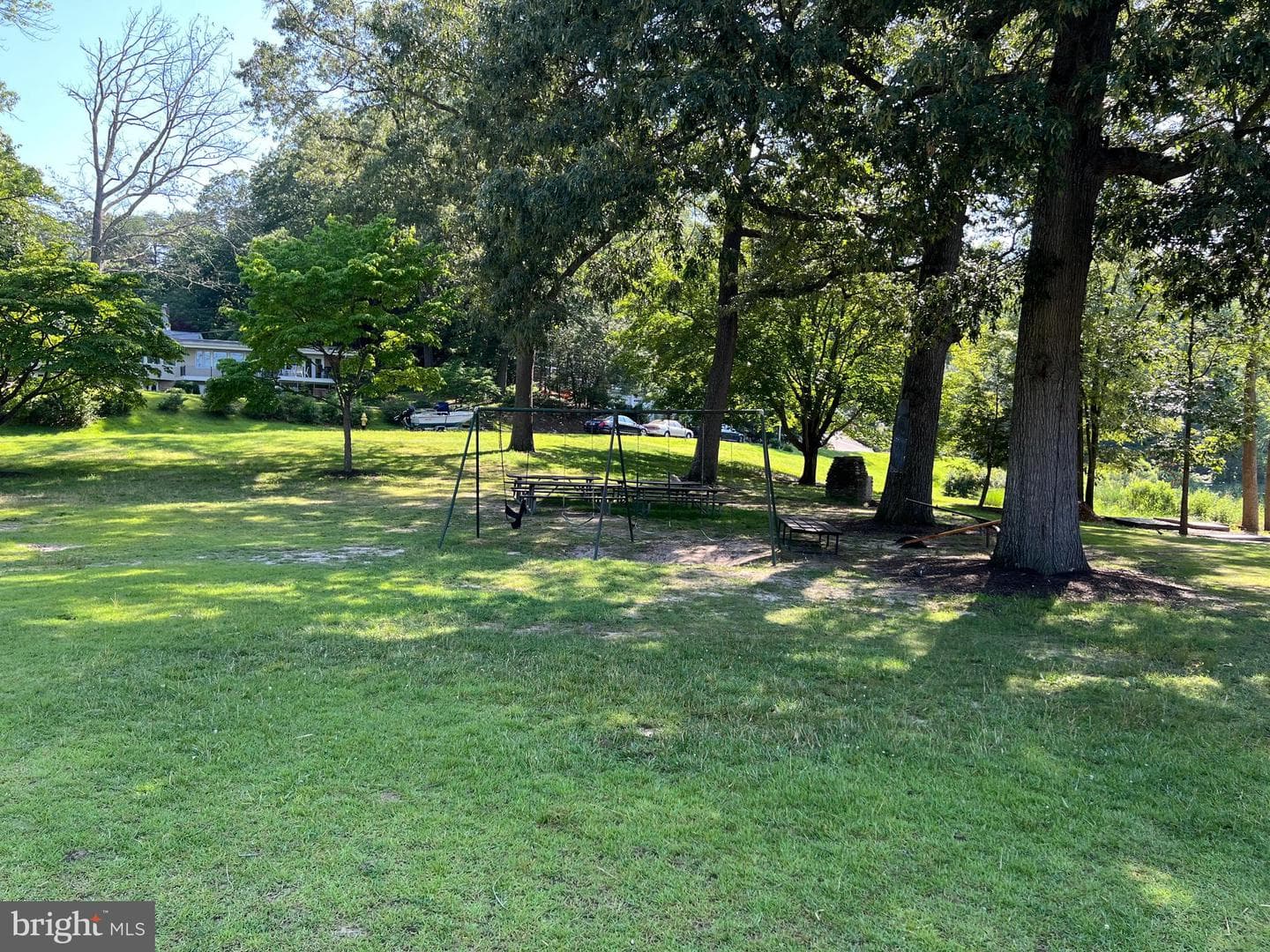 405 Ben Oaks Drive W photo 35