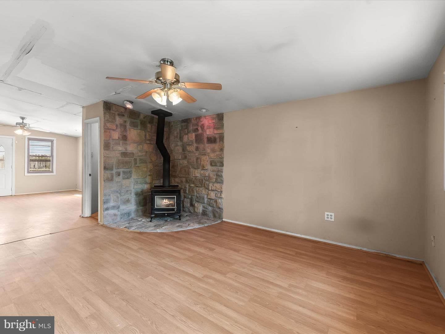 907 Princeton Terrace photo 11