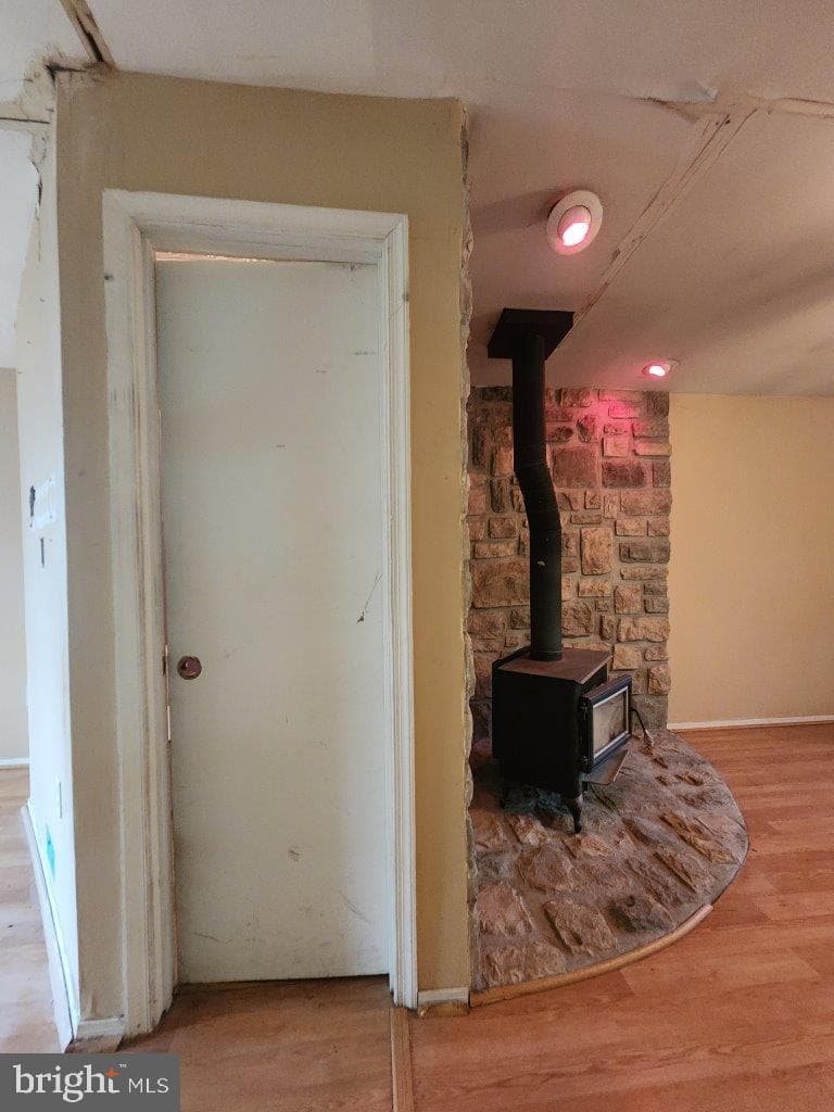 907 Princeton Terrace photo 13