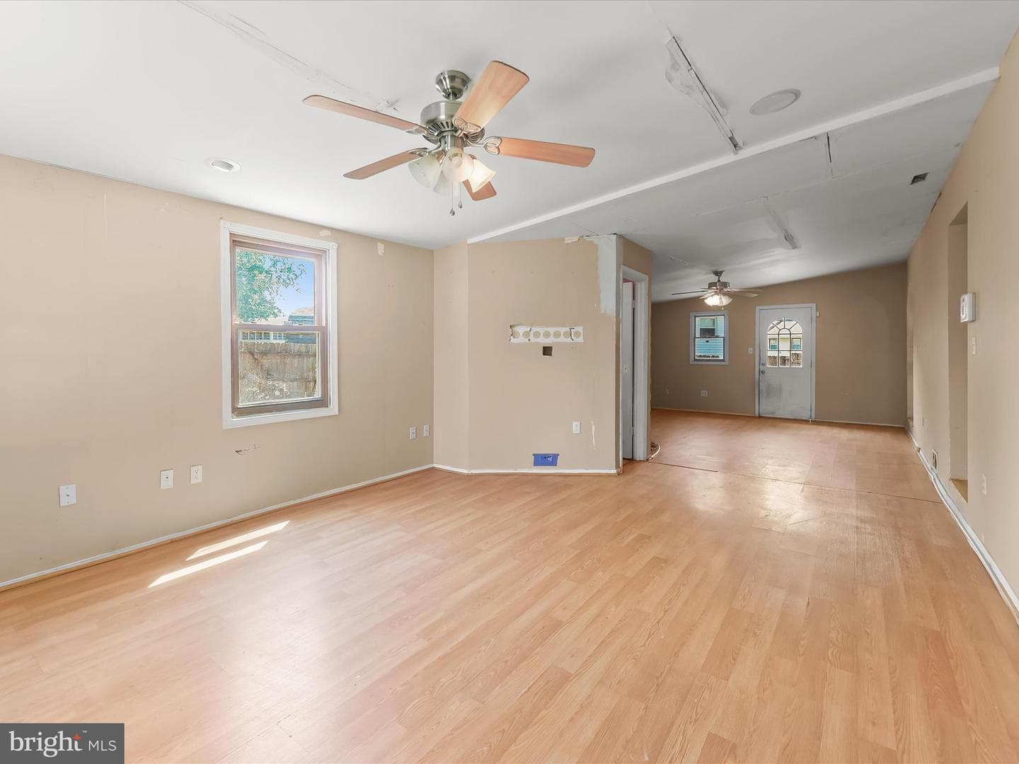 907 Princeton Terrace photo 17