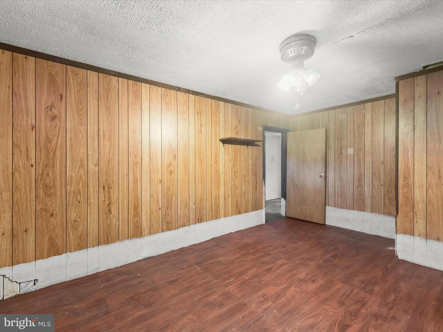 907 Princeton Terrace photo 35