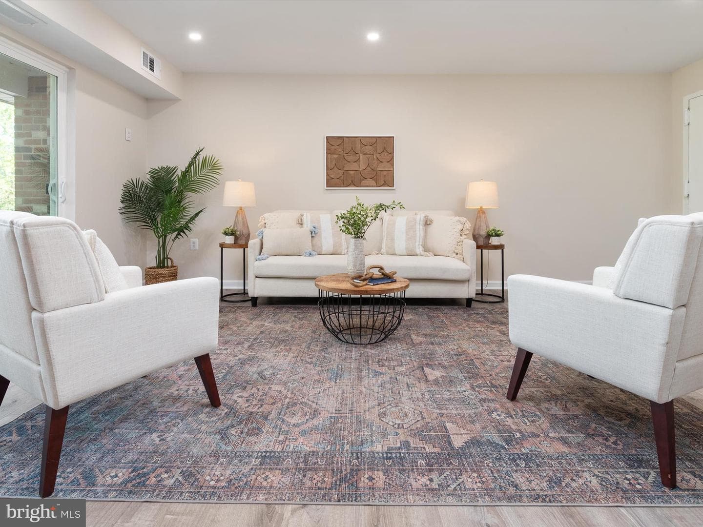 203 Victor Parkway #203l photo 5